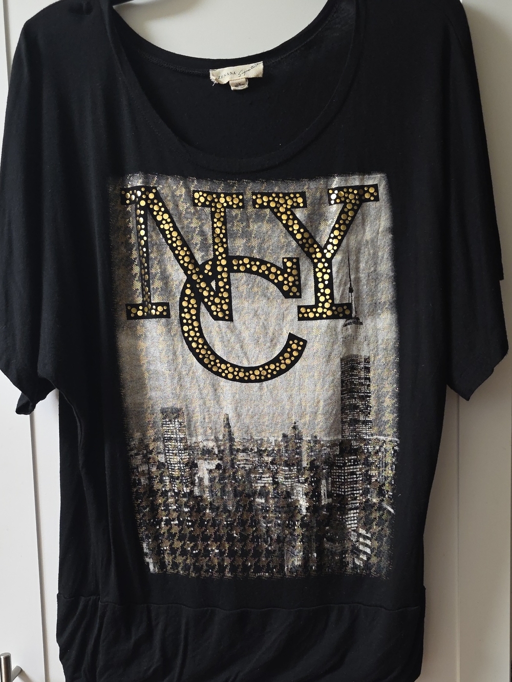 Zenana Signature Black Short Sleeve Tee with Gold NY Graphic